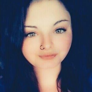 Meet your Posher, Cierra